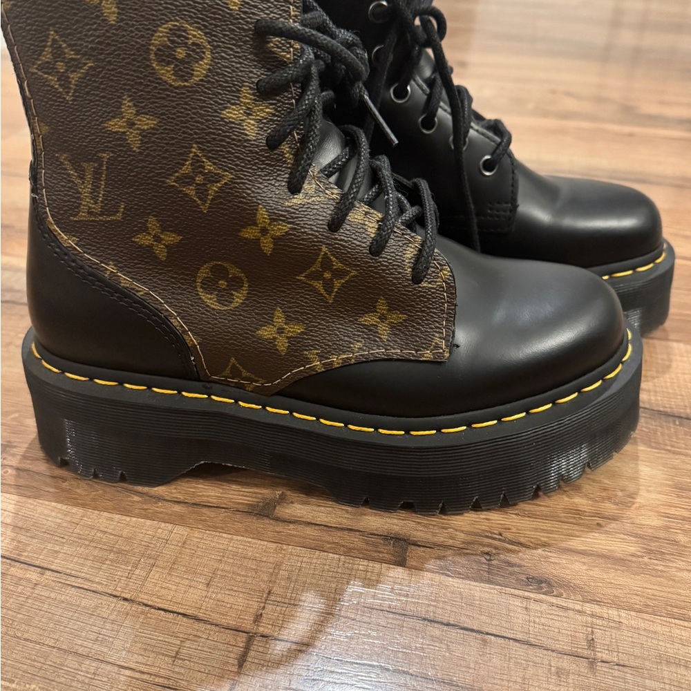 LV Doc Martens Men’s size 6 woman’s 7.5/8